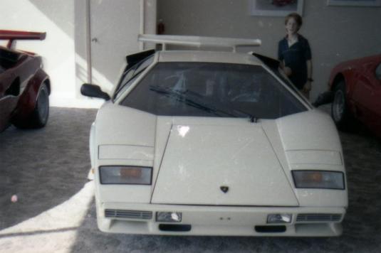 dec 84 Unique Cars (Miami, FL) - photo by Lamborghini Talk